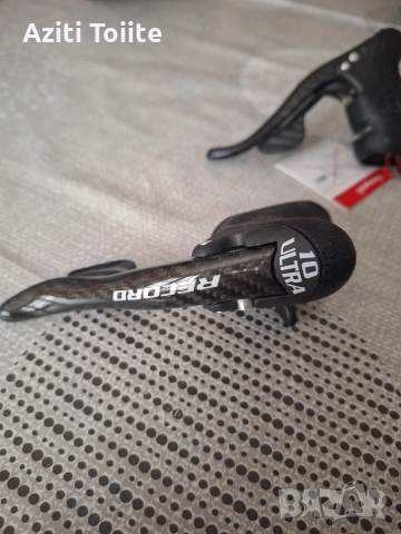 campagnollo Record ergopower control levers 10 speed, снимка 8 - Части за велосипеди - 53578509