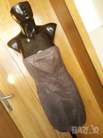 Кафява кожена къса рокля бюстие змийски принт М  , снимка 1 - Рокли - 26334988