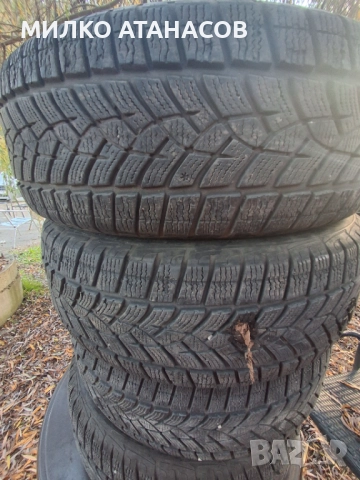 Зимни гуми 215/60/17, снимка 4 - Гуми и джанти - 52414994