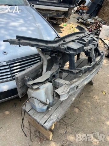 Предна маска с греда Рено Меган/Сценик 2004г, снимка 2 - Части - 51056181