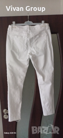 Бели дамски дънки W38, снимка 4 - Дънки - 51547382