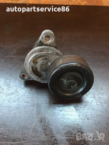 Обтегателно ролково колело 2.0 CRDi за KIA Carens (2002-2006) 2528127060