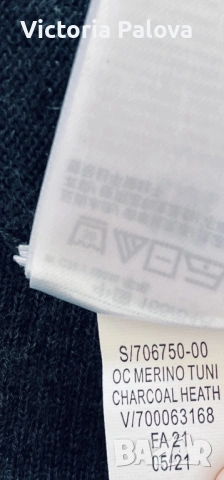 Луксозно поло унисекс GAP 100% Extra Fine Merino Wool като коприна, снимка 12 - Блузи с дълъг ръкав и пуловери - 53567119