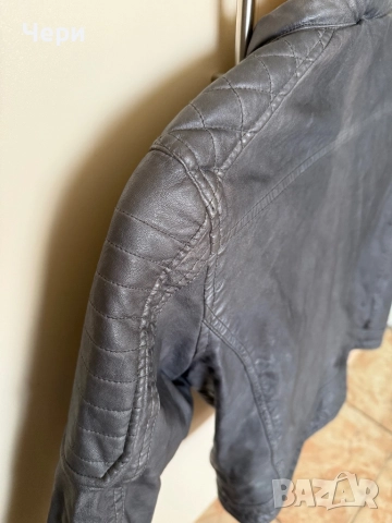 Детско кожено яке , снимка 4 - Детски якета и елеци - 52623492