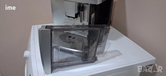 Кафеавтомат / кафемашина - робот. НОМЕР 21. Delonghi Magnifica. Type ESAM04.110.S. Работи с мляно..., снимка 9 - Кафемашини - 53222454