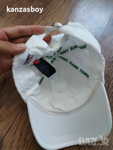 tommy hilfiger - страхотна шапка , снимка 6 - Шапки - 50981109