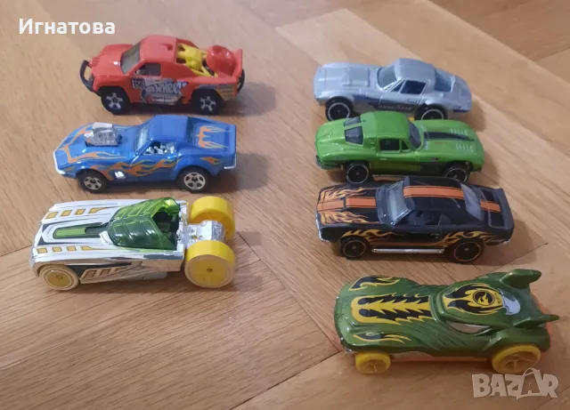 Страхотна игра T-Rex Hot Wheels писта за колички, снимка 6 - Коли, камиони, мотори, писти - 48929439