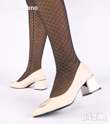 Дамски обувки с блоков ток, украсени с циркони Merla, 2цвята , снимка 6 - Дамски обувки на ток - 53295158