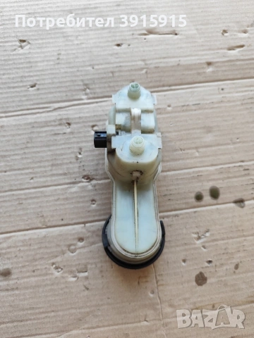 Казанче спирачна помпа за Honda jazz , снимка 3 - Части - 53128426