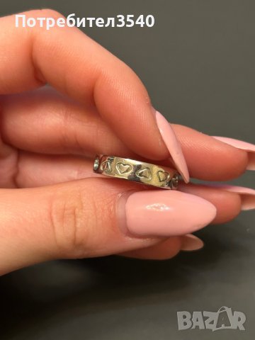 Дамски пръстен със сърчица, снимка 2 - Пръстени - 43660930