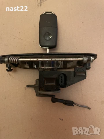 Ключалка с ключ Фолскваген Поло 2002-2009 год, снимка 2 - Части - 50800444