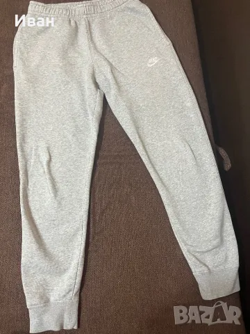 Продавам оригинален Nike анцунг, снимка 1