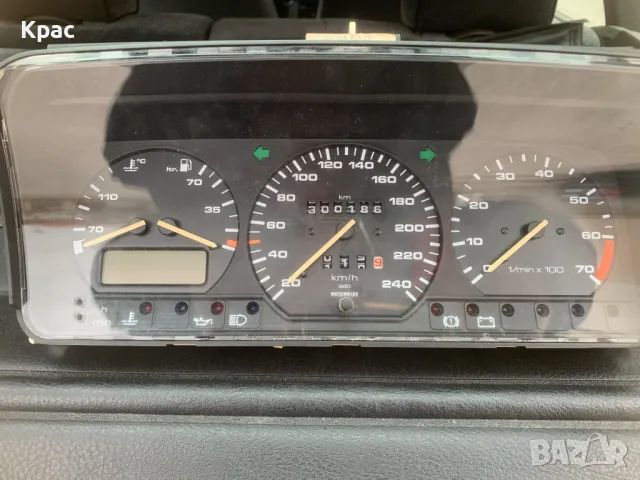 табло за Фолксваген пасат комби б3, снимка 3 - Части - 43021081