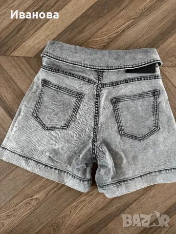 Дамски къси дънки TWINSET, снимка 5 - Къси панталони и бермуди - 49297677