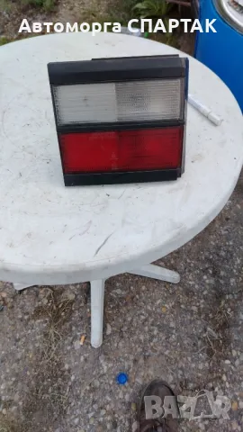 Ляв вътрешен стоп VW Passat B3 комби (1989-1993г.) ляв стоп заден капак / 333 945 107 / 333945107