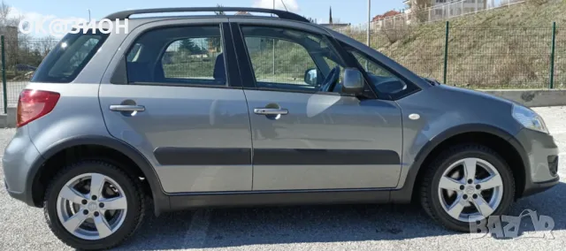 Suzuki SX4 1.6 i 2013 КАТО НОВ 40000 , снимка 8 - Автомобили и джипове - 49555625