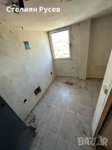 ПОД НАЕМ таванско помещение / таванска стая / ателие   10.5 кв.м - ЦЕНТЪР в гр. Силистра, етаж 7/7, , снимка 6 - Апартаменти - 50074380