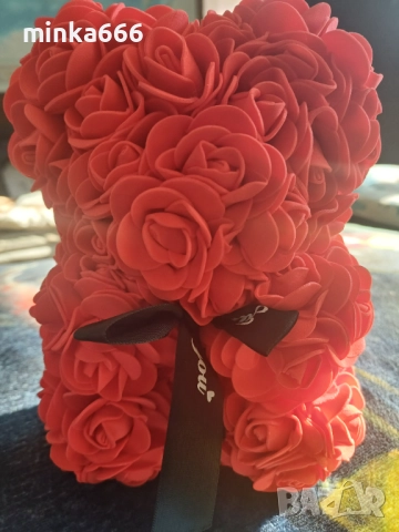 Мече от рози за подарък