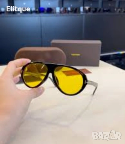 очила с черен обикновен калъф и ув защита tom ford 