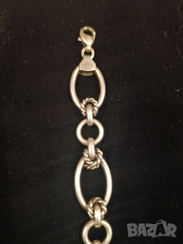 Дамска сребърна гривна 