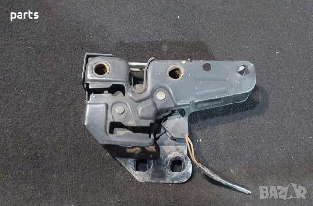 Ключалка Преден Капак Ауди A6 4F C6 (2), снимка 2 - Части - 48698039