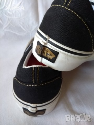 VANS дизайнерски в черно и червено, снимка 7 - Кецове - 37160438