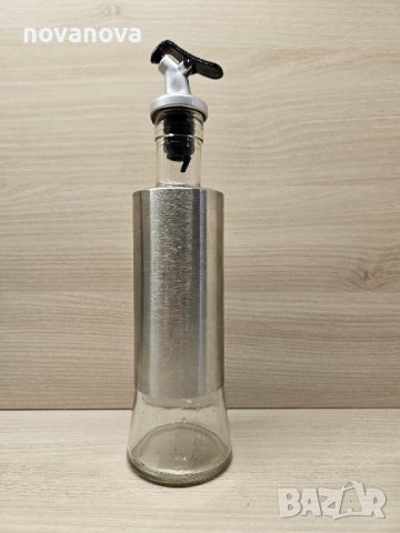 Стъклена бутилка с дозатор за зехтин , олио или оцет, снимка 8 - Прибори за хранене, готвене и сервиране - 43367769