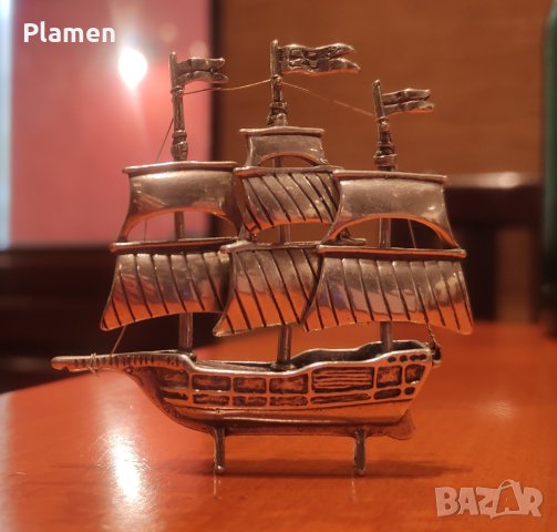 Сребърно корабче - ветроход, снимка 1