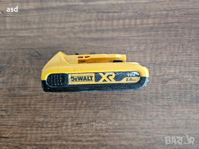 Батерия DeWALT 18V 2Ah НЕ ЗАРЕЖДА ДО КРАЙ за ремонт или за части