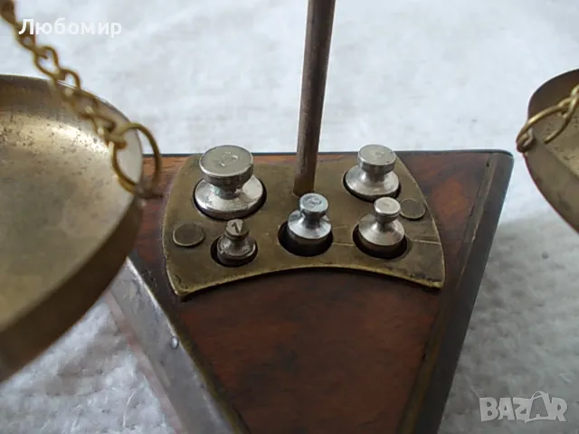 Стара настолна везна, снимка 4 - Антикварни и старинни предмети - 50046067