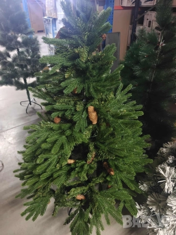 елхи , снимка 11 - Декорация за дома - 52131559