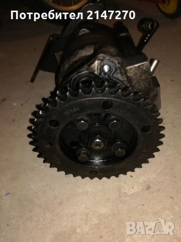 Нафтова помпа форд