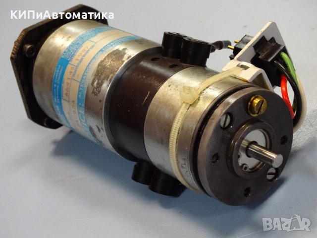 сервомотор Robbins Myers E-586-SA, снимка 4 - Резервни части за машини - 37731845