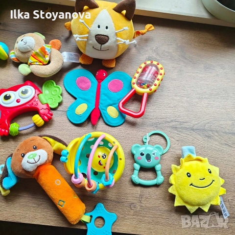 продавам лот от играчки за бебе, снимка 4 - Дрънкалки и чесалки - 53520121