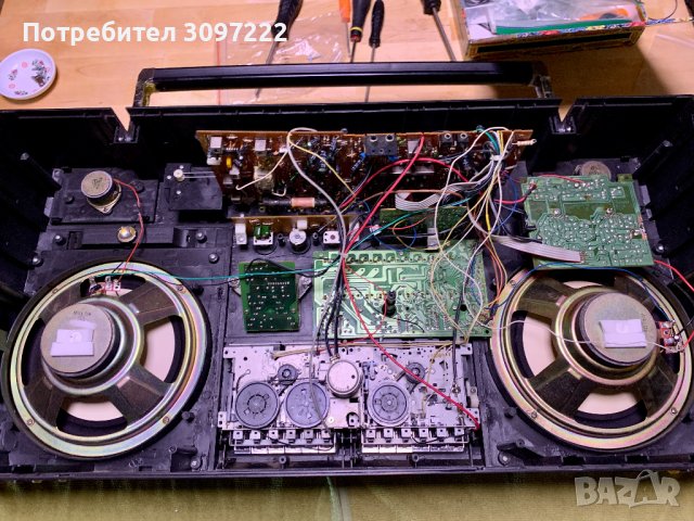 Lasonic TRC-975 Boombox Ghetto Blaster Легендарен Радиокасетофон, снимка 12 - Радиокасетофони, транзистори - 39986901