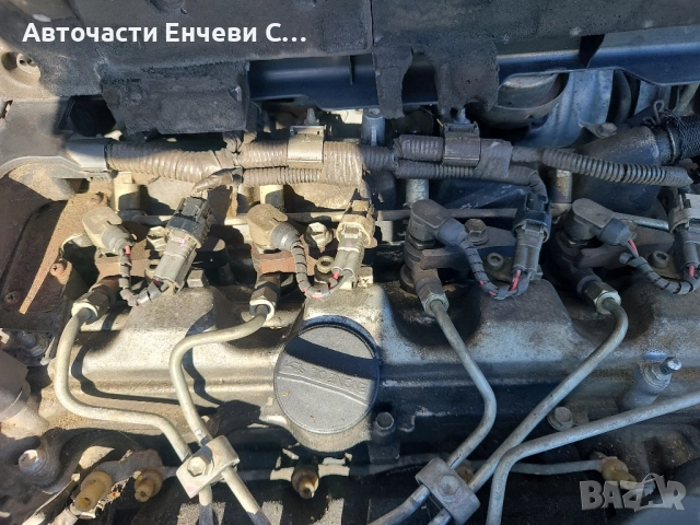 Toyota Avensis 2.2 D-CAT, Комби, На части, снимка 4 - Автомобили и джипове - 51649432