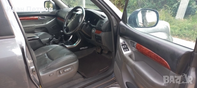 Toyota Land Cruiser, снимка 8 - Автомобили и джипове - 52809349