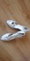 Дамски обувки бял сатен за булка, снимка 1 - Дамски обувки на ток - 32886892