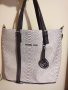 Дам.чанта-"Michael Kors"-/изк.кожа/,цвят-бежов+тъм.кафяв. Закупена от Италия., снимка 1