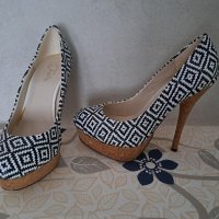 обувки на висок ток, снимка 2 - Дамски обувки на ток - 43893570