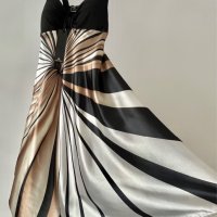 Луксозна рокля Elisabetta Franchi + подарък БЛУЗА, снимка 6 - Рокли - 43396257