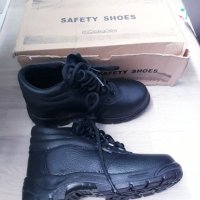 Дамски предпазни кубинки защитни обувки ботуши 36 номер, снимка 1 - Дамски ботуши - 43082955