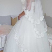 Сватбена рокля, воал и чанта, снимка 2 - Сватбени рокли - 27855228