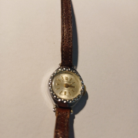 Дамски часовник Norwood 17 jewels Swiss made, снимка 1 - Дамски - 44926864