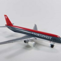 Airbus A320-200 Northwest Airlines самолет - мащаб 1:500 на HERPA Wings моделът е нов в кутийка, снимка 2 - Колекции - 32293963