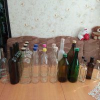 Празни бутилки , снимка 1 - Други стоки за дома - 37646307