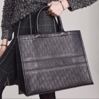 Дамска чанта Dior код 14, снимка 1 - Чанти - 32552810
