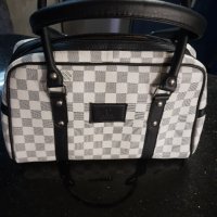 Дамска чанта ,,Louis Vuitton” реплика, снимка 2 - Чанти - 43019649