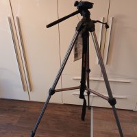 Vanguard VT-432 Photo Camera/Video Tripod 35mm & Extends, снимка 1 - Чанти, стативи, аксесоари - 43204529