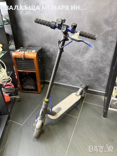 Електрическа тротинетка Xiaomi MI 3/+зарядно, снимка 1
